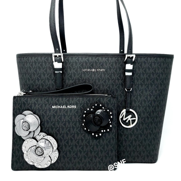 Michael Kors Handbags - Michael Kors Jet Set Tote Set Black